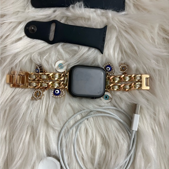 Apple Watch with Gold and Black Chain Bracelet - Picture 3 of 3